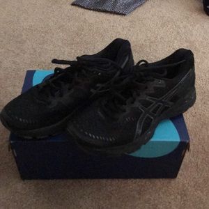 EUC Asics Gel Kayano men’s size 7 women’s 8.5